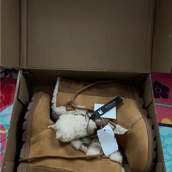 Sorel Boost - Picture 8 of 11